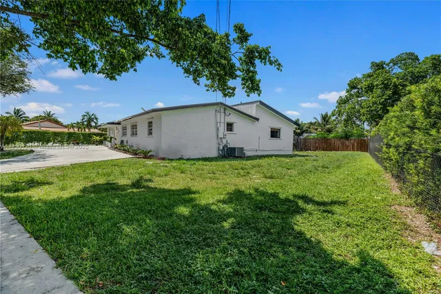 $890,000 | 10351 Southwest 49th Street, Miami, FL 33165