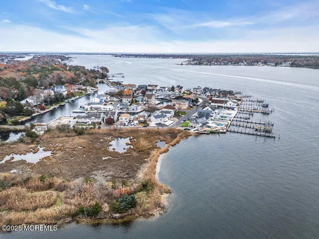 $625,000 | 23 Island Drive, Brick, NJ 08724