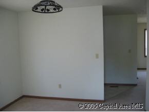 1313 Whitney Lane Springfield, IL 62702 - Photo 4 of 5 Gallery Image 4