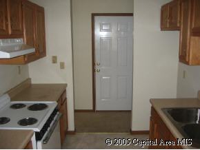 1313 Whitney Lane Springfield, IL 62702 - Photo 5 of 5 Gallery Image 5