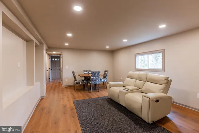 $699,900 | 425 Yale Avenue, Mount Gretna, PA 17064