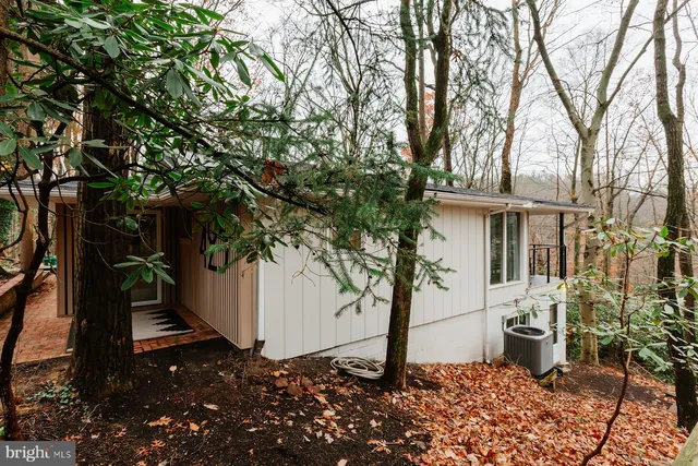 $699,900 | 425 Yale Avenue, Mount Gretna, PA 17064