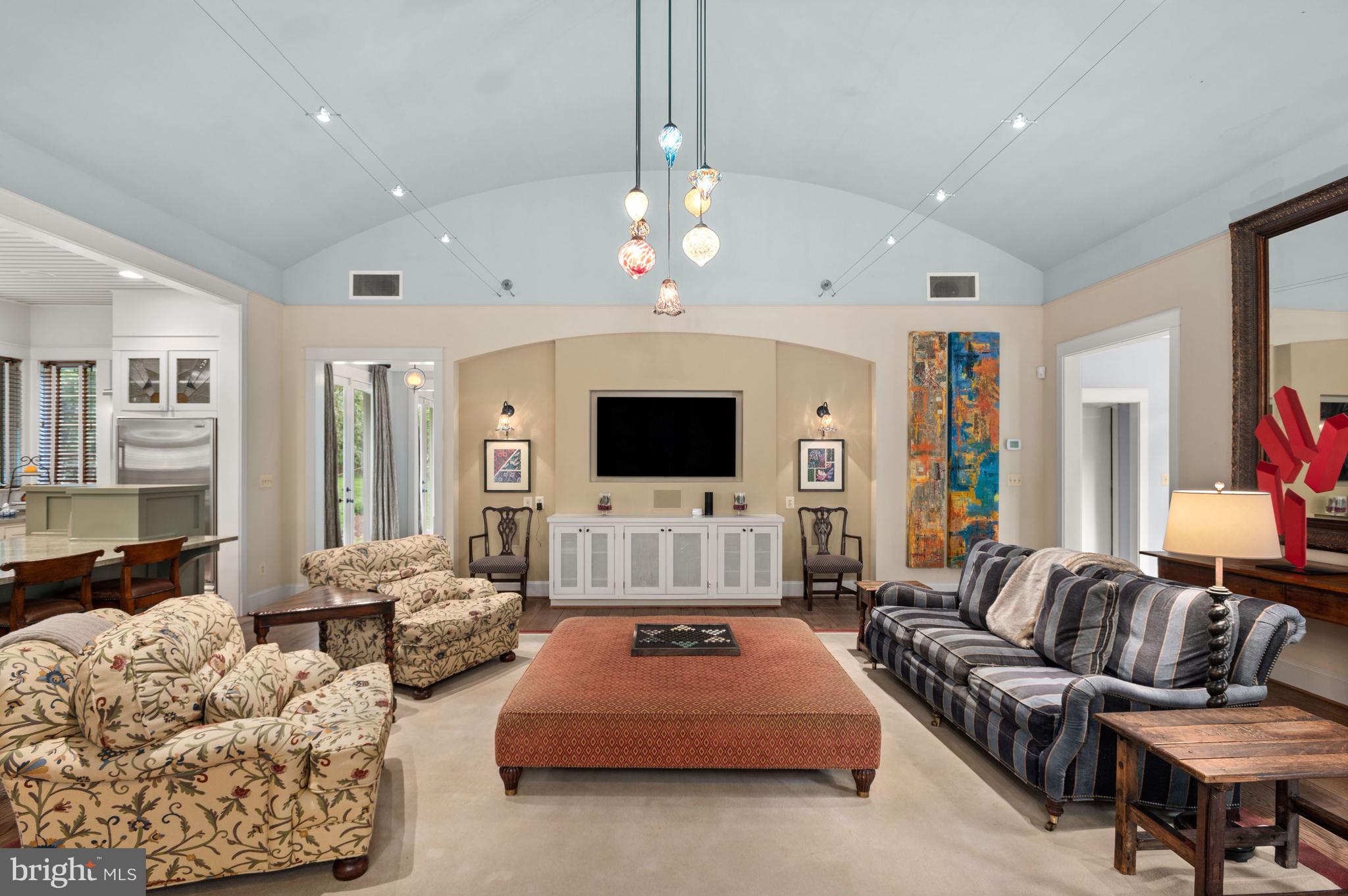 1937 Birch Road McLean, VA 22101 - Photo 15 of 51 Family Room