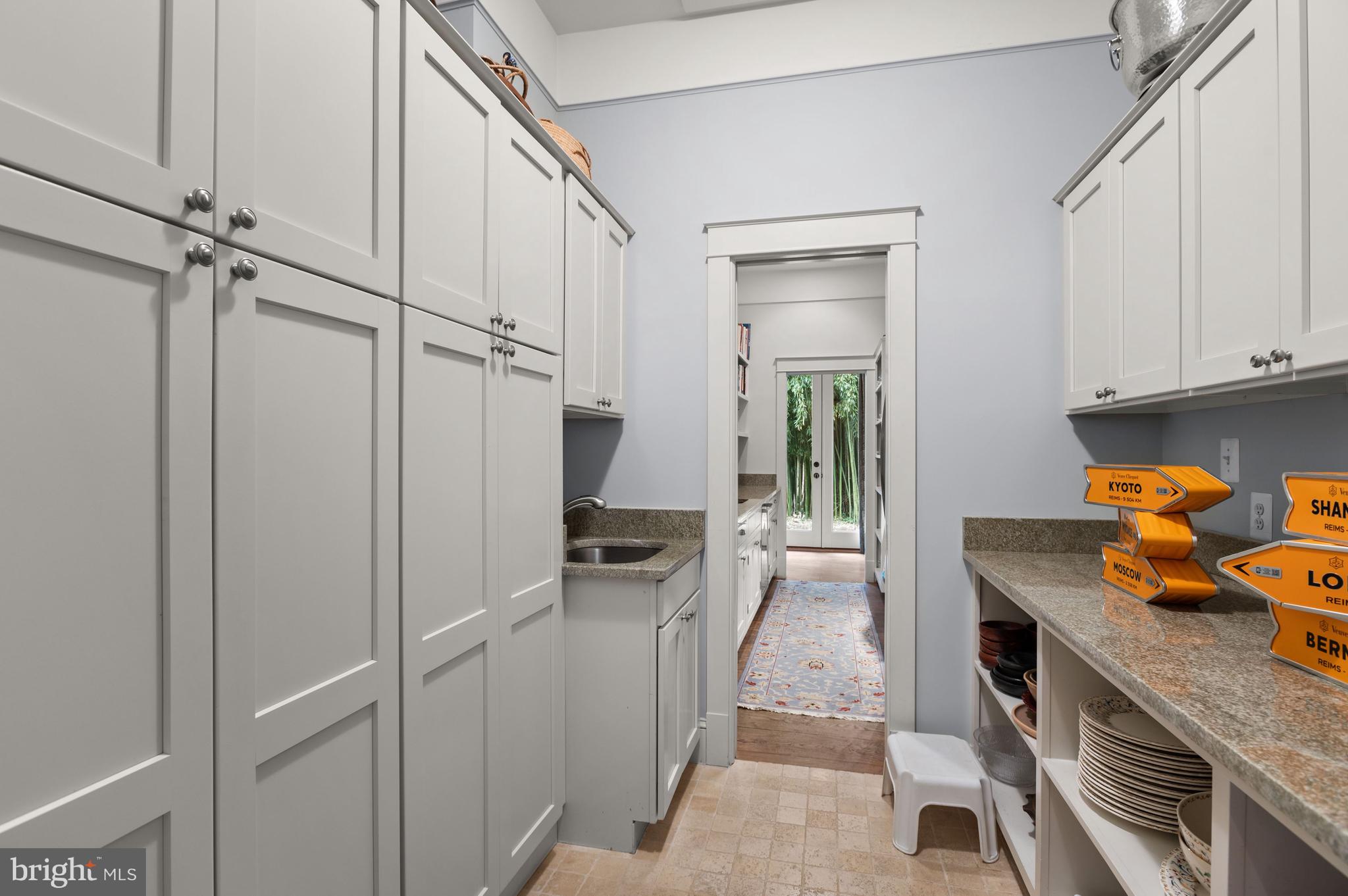 1937 Birch Road McLean, VA 22101 - Photo 20 of 51 Butler's Pantry & Catering Kitchen