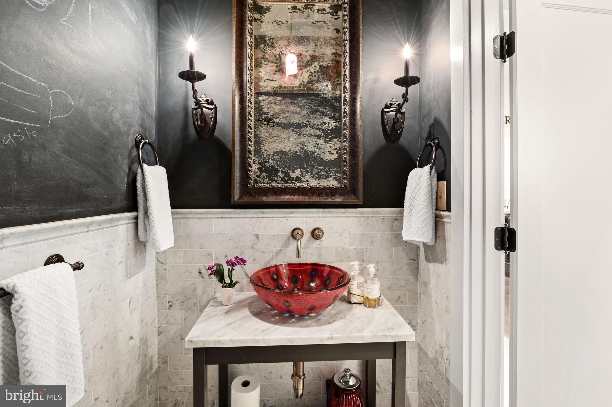 1937 Birch Road McLean, VA 22101 - Photo 21 of 51 Powder Room