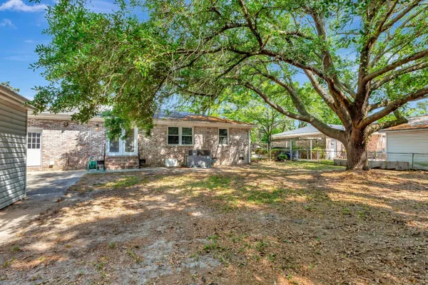 $2,200 | 4313 Helene Drive, North Charleston, SC 29418