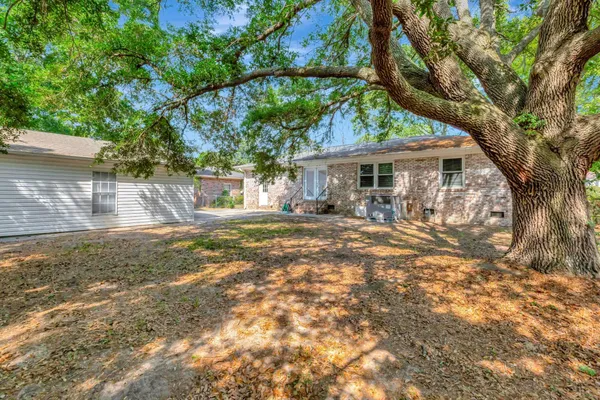 $2,200 | 4313 Helene Drive, North Charleston, SC 29418