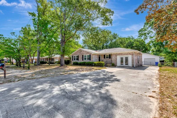 $2,200 | 4313 Helene Drive, North Charleston, SC 29418