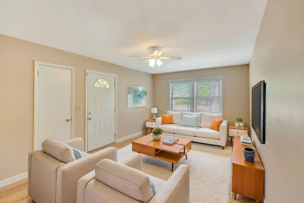 $2,200 | 4313 Helene Drive, North Charleston, SC 29418