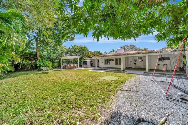 $6,500 | 77 Northeast 95th Street, Miami Shores, FL 33138