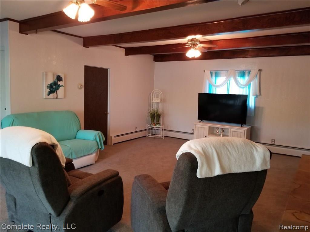 2373 East Mt Morris Road Mount Morris, MI 48458 - Photo 19 of 64 20180717_202857.jpg