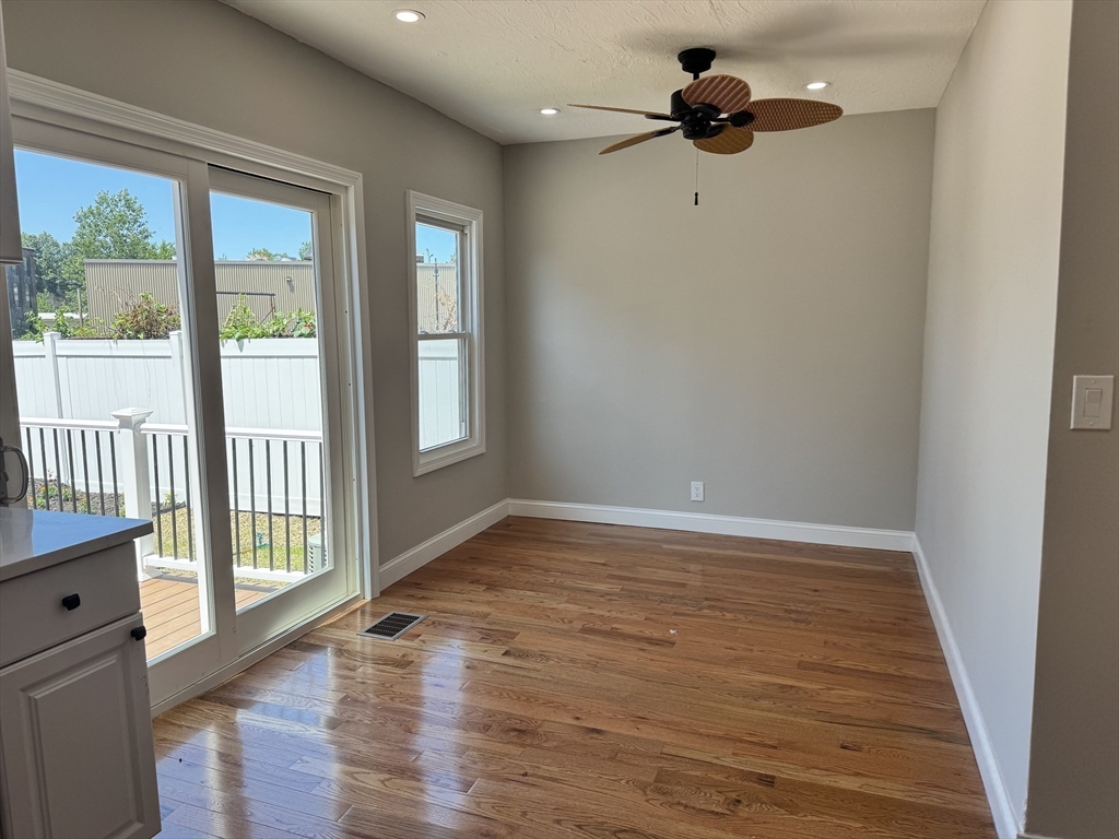 21 Lodi Street Worcester, MA 01608 - Photo 9 of 25 Gallery Image 9