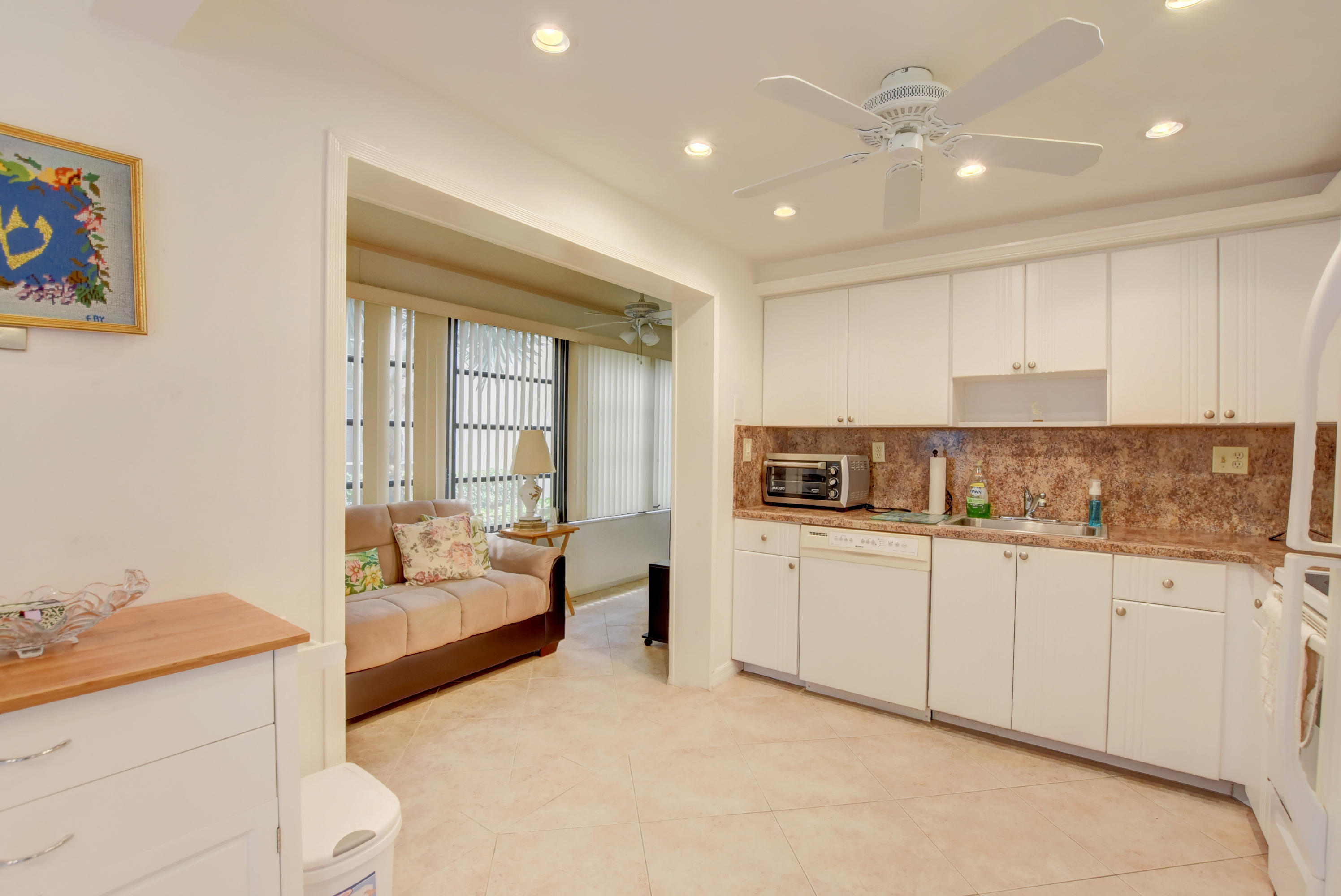 55 Capri B Delray Beach, FL 33484 - Photo 15 of 19 EBF_1473And4more