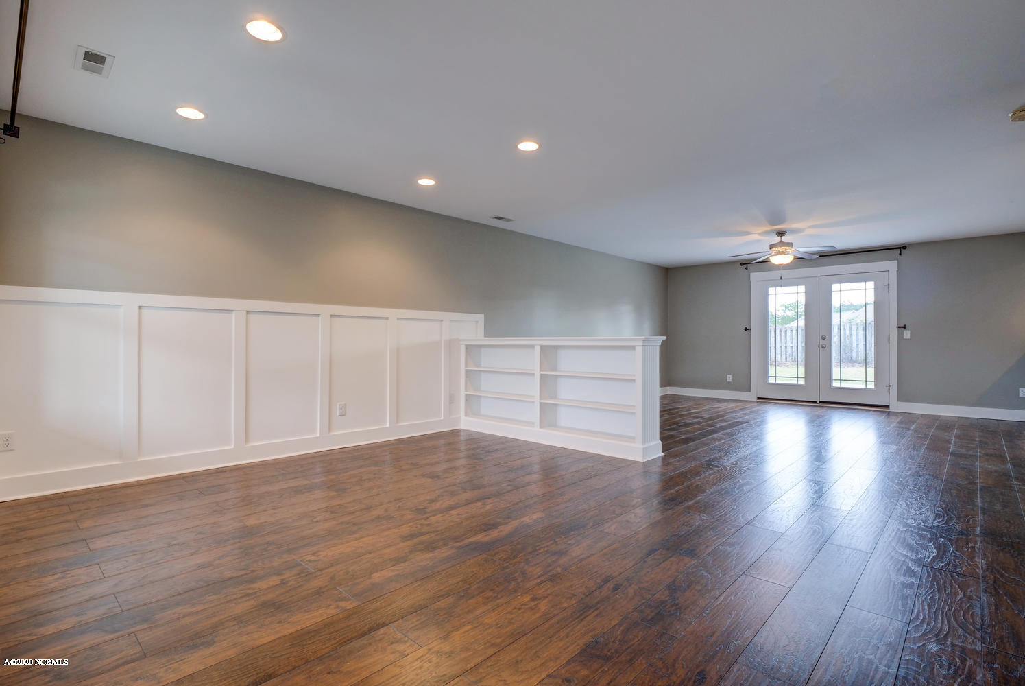 357 Rose Bud Lane Holly Ridge, NC 28445 - Photo 4 of 32 357 Rose Bud Ln Holly Ridge NC-large-005