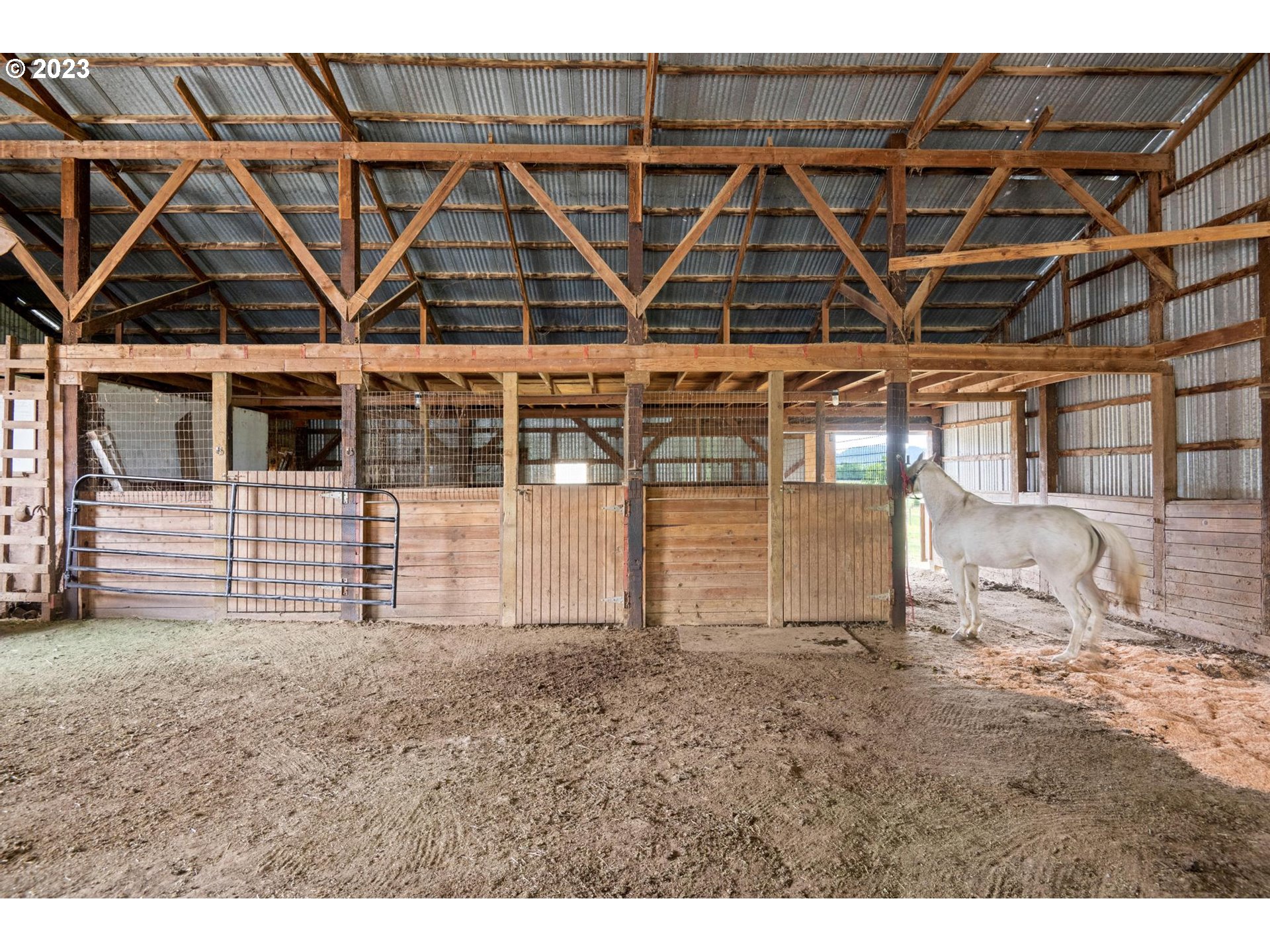 32877 South Wright Road Molalla, OR 97038 - Photo 30 of 34 a view of a front door