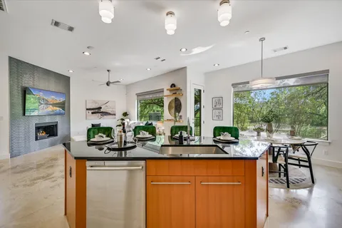 $725,000 | 8110 Ranch Road 2222, Unit 33, Austin, TX 78730