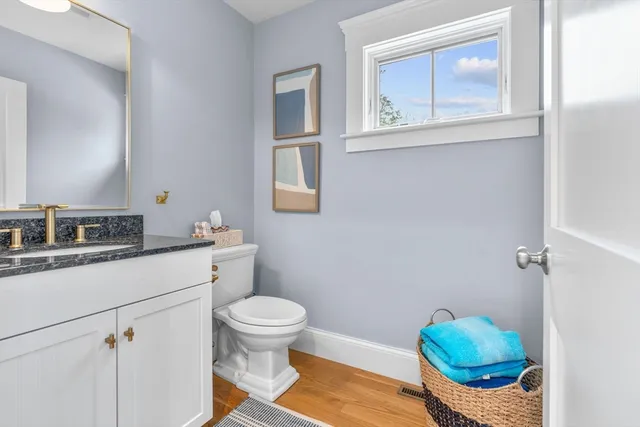 $1,750,000 | 4 Old Dock Road, Unit 3B, Falmouth, MA 02540