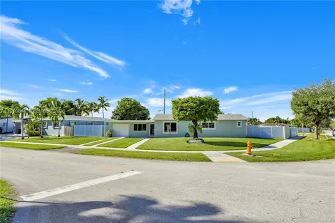 $660,000 | 9851 Jamaica Drive, Cutler Bay, FL 33189