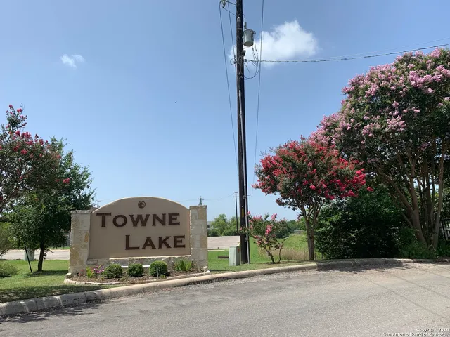 $2,225 | 10747 Lake Path Drive, San Antonio, TX 78217