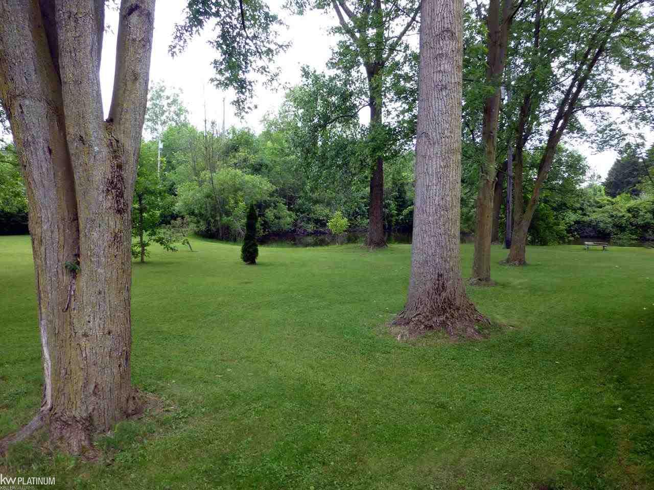 6240 County Line Road New Baltimore, MI 48047 - Photo 76 of 79 50079407-76.JPG