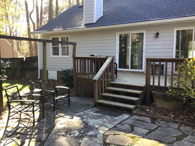 $425,000 | 4301 New Brighton Drive, Apex, NC 27539