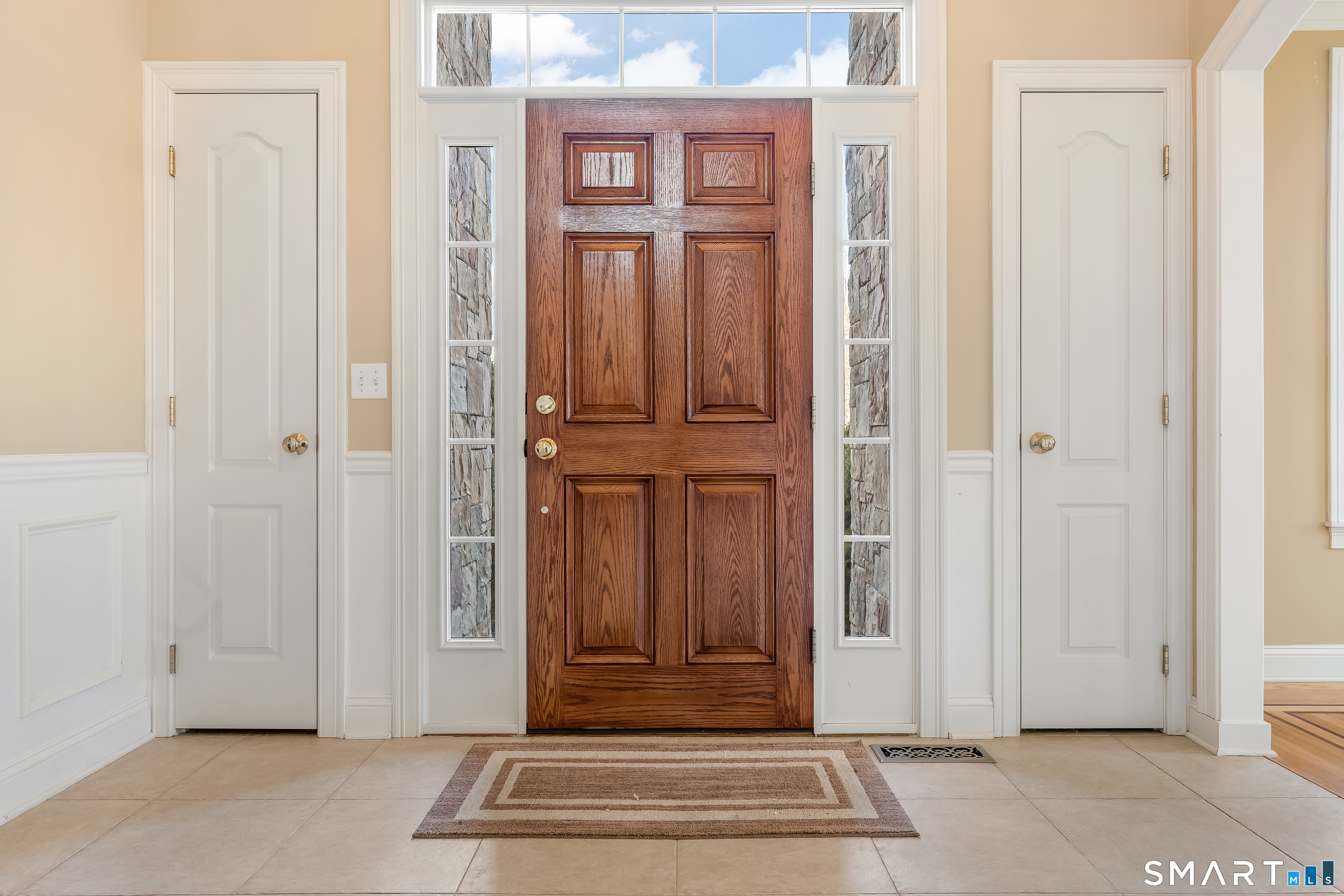 68 Charter Ridge Drive Newtown, CT 06482 - Photo 5 of 40