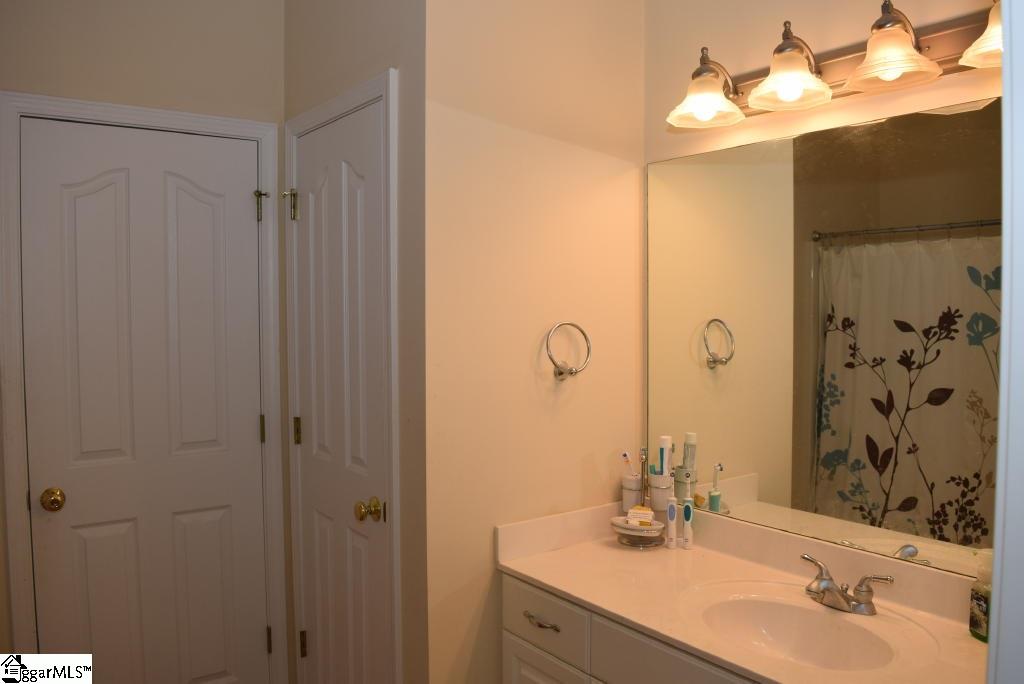 2404 Warriors Path Anderson, SC 29621 - Photo 26 of 36