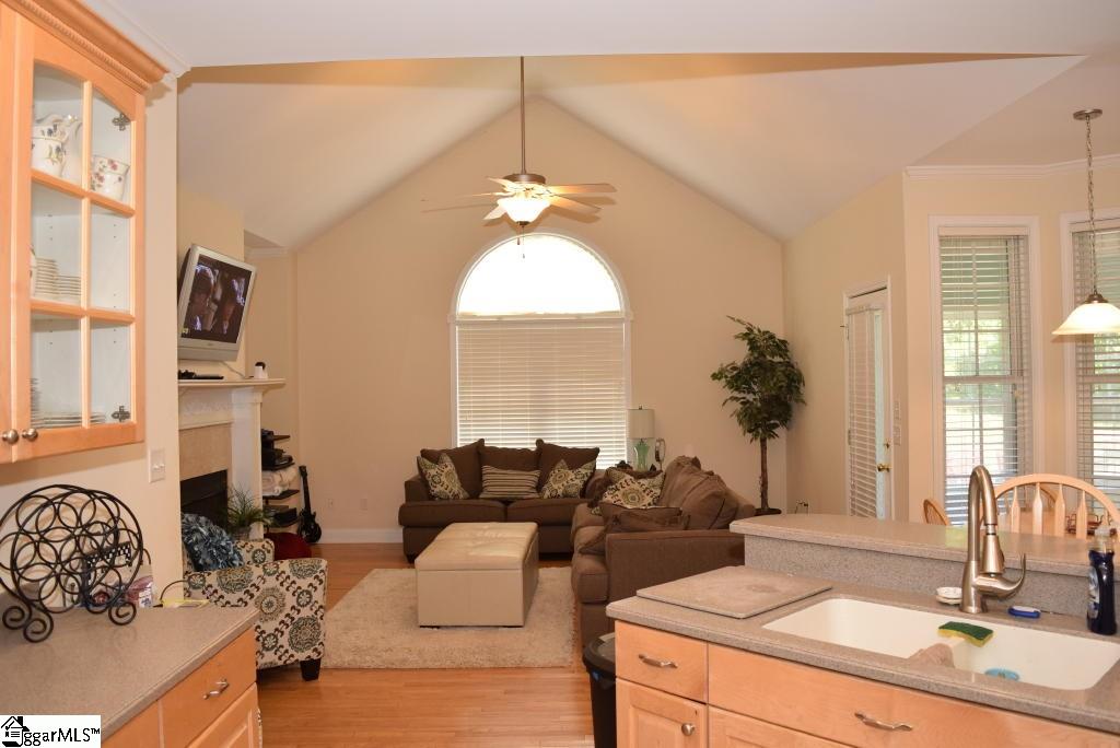 2404 Warriors Path Anderson, SC 29621 - Photo 10 of 36