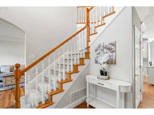 $810,000 | 4000 Southwest 30th Drive, Gresham, OR 97080