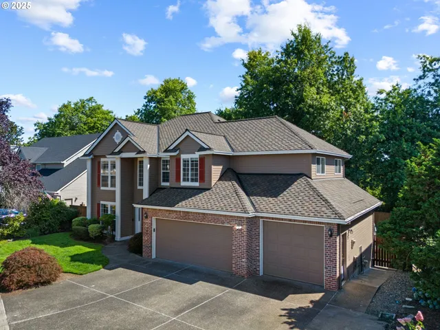 $810,000 | 4000 Southwest 30th Drive, Gresham, OR 97080
