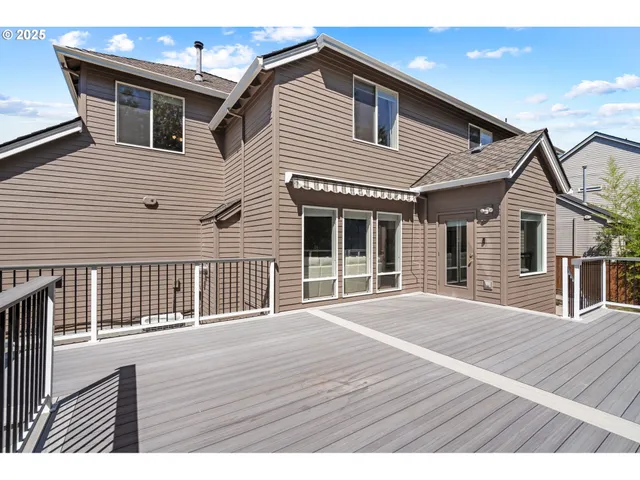 $810,000 | 4000 Southwest 30th Drive, Gresham, OR 97080