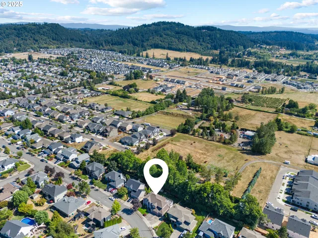 $810,000 | 4000 Southwest 30th Drive, Gresham, OR 97080