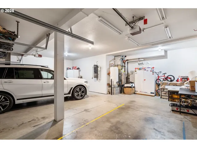 $810,000 | 4000 Southwest 30th Drive, Gresham, OR 97080