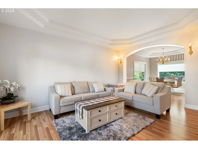 $810,000 | 4000 Southwest 30th Drive, Gresham, OR 97080