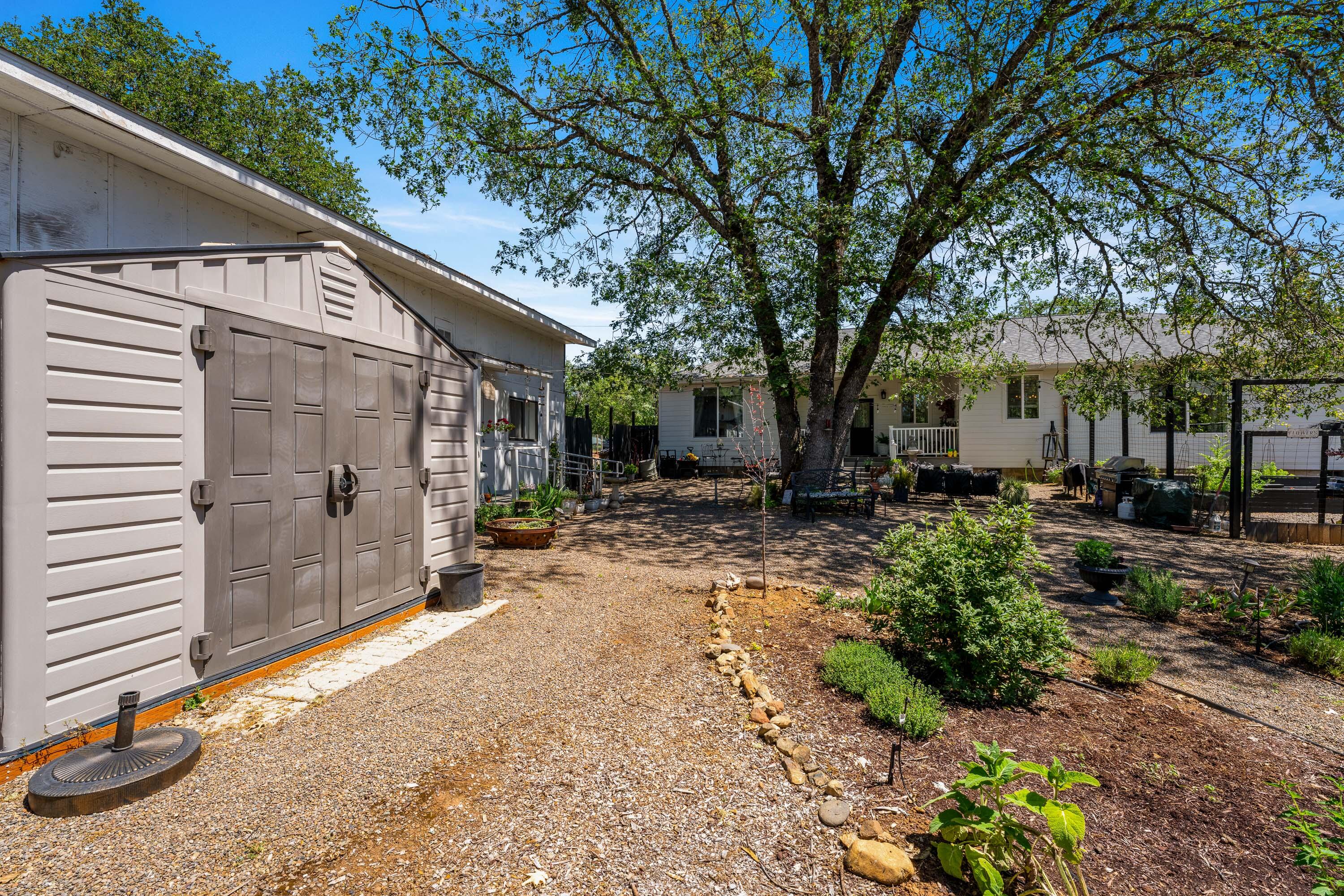 3151 Camp Joy Road Grants Pass, OR 97526 - Photo 47 of 63 12-EXT (5 of 23)