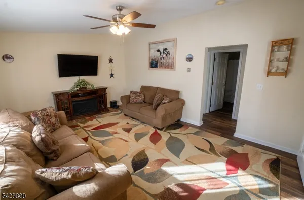 $499,900 | 30 Buttzville Road, Oxford, NJ 07863