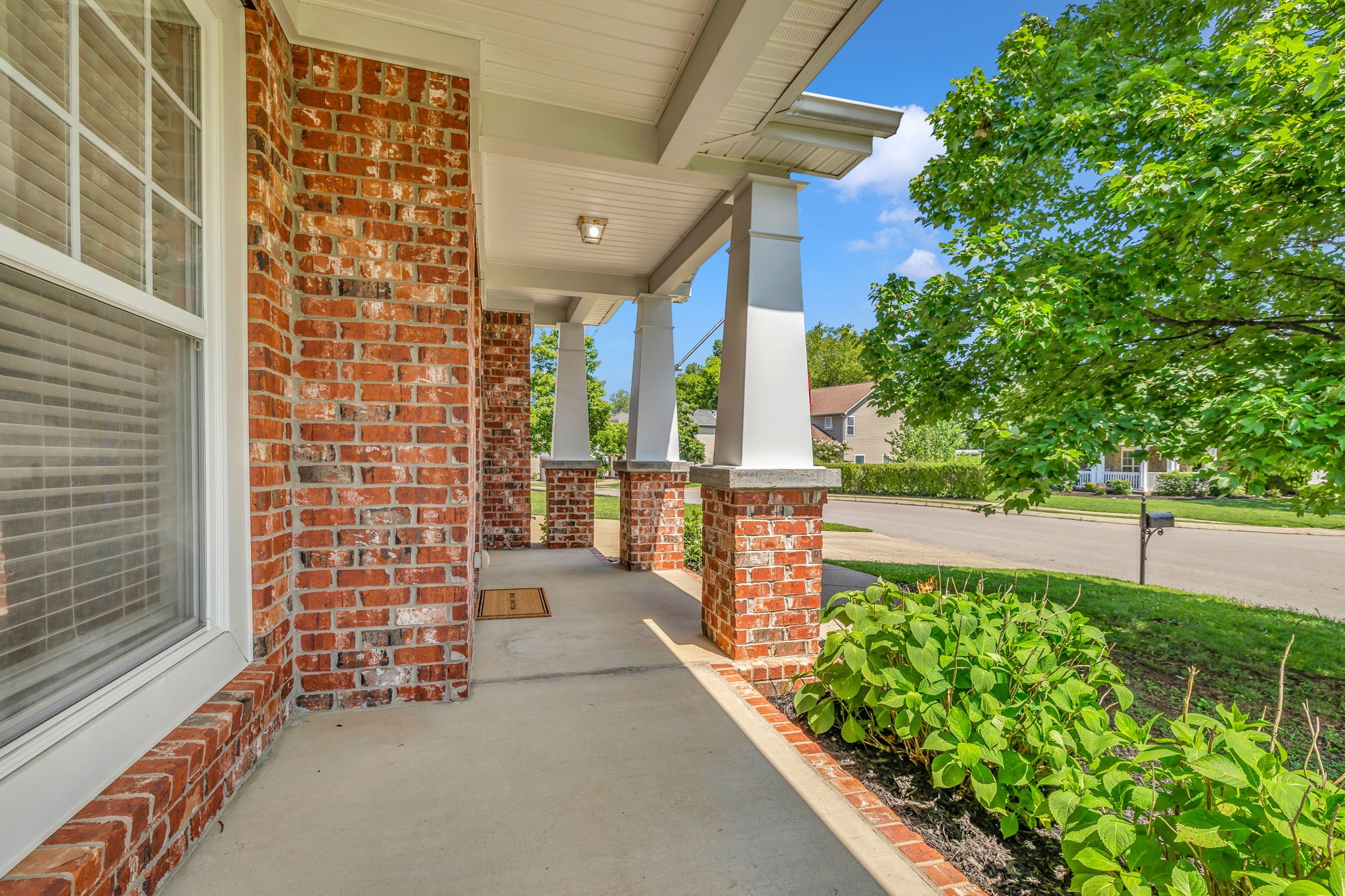 955 Legacy Park Road Mount Juliet, TN 37122 - Photo 3 of 32 Gallery Image 3