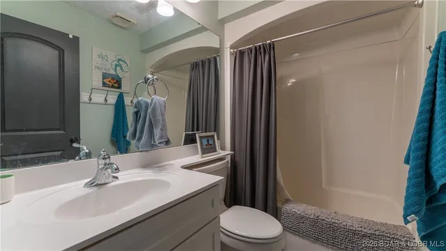 $384,900 | 274 Water's Edge Drive, Unit 2B, Lake Ozark, MO 65049