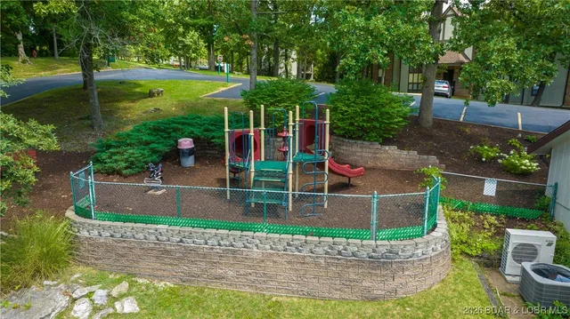 $384,900 | 274 Water's Edge Drive, Unit 2B, Lake Ozark, MO 65049