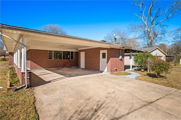 $230,000 | 5103 Davis Drive, Ball, LA 71405
