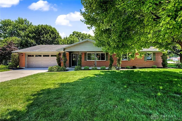 $298,500 | 1178 Stonyridge Avenue, Troy, OH 45373