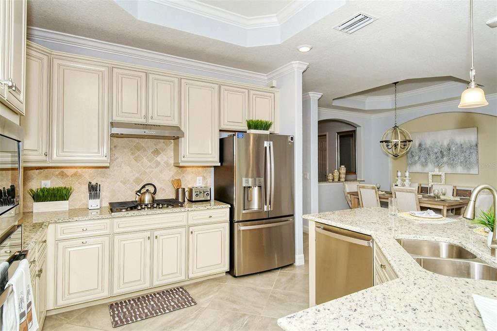 6026 Brandon Run Lakewood Ranch, FL 34211 - Photo 32 of 74