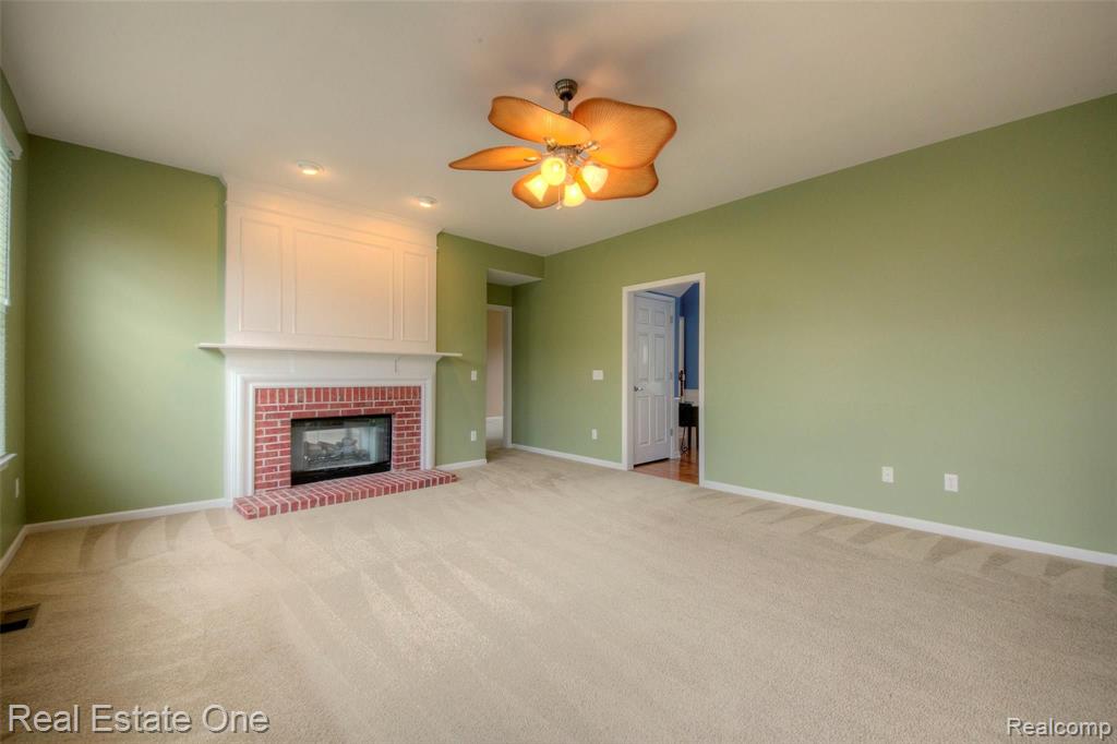 4293 Merriman Loop Howell, MI 48843 - Photo 12 of 34