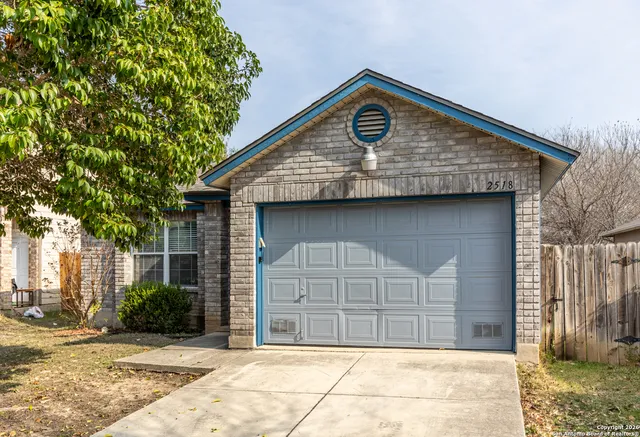 $1,450 | 2518 Paddle Creek, San Antonio, TX 78245