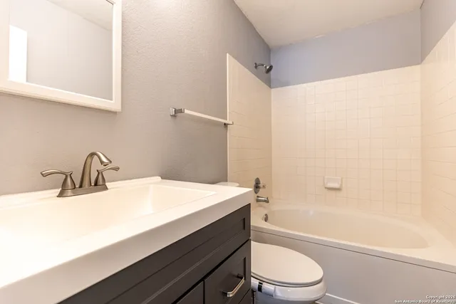 $1,425 | 2518 Paddle Creek, San Antonio, TX 78245