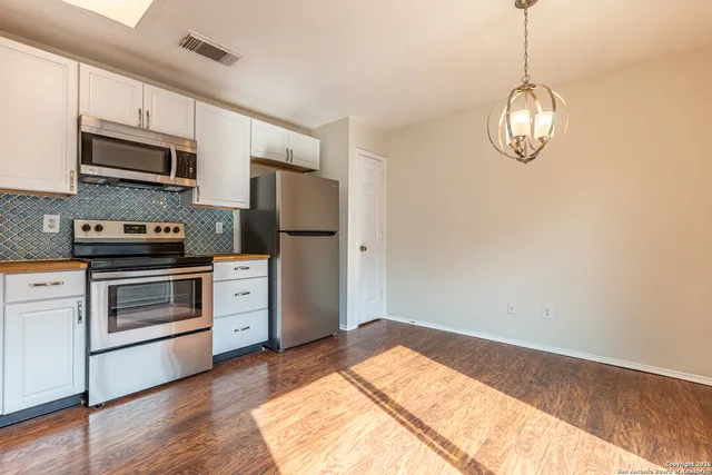 $1,425 | 2518 Paddle Creek, San Antonio, TX 78245