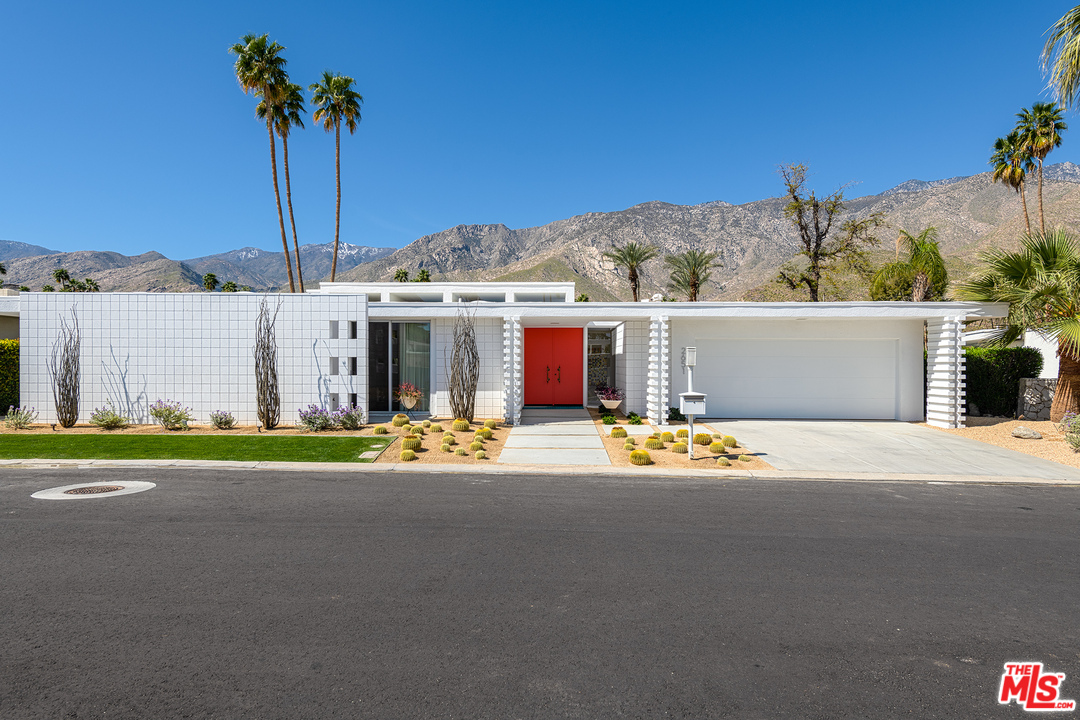 2651 Kings Road West Palm Springs, CA 92264 - Photo 1 of 29 Gallery Image 1