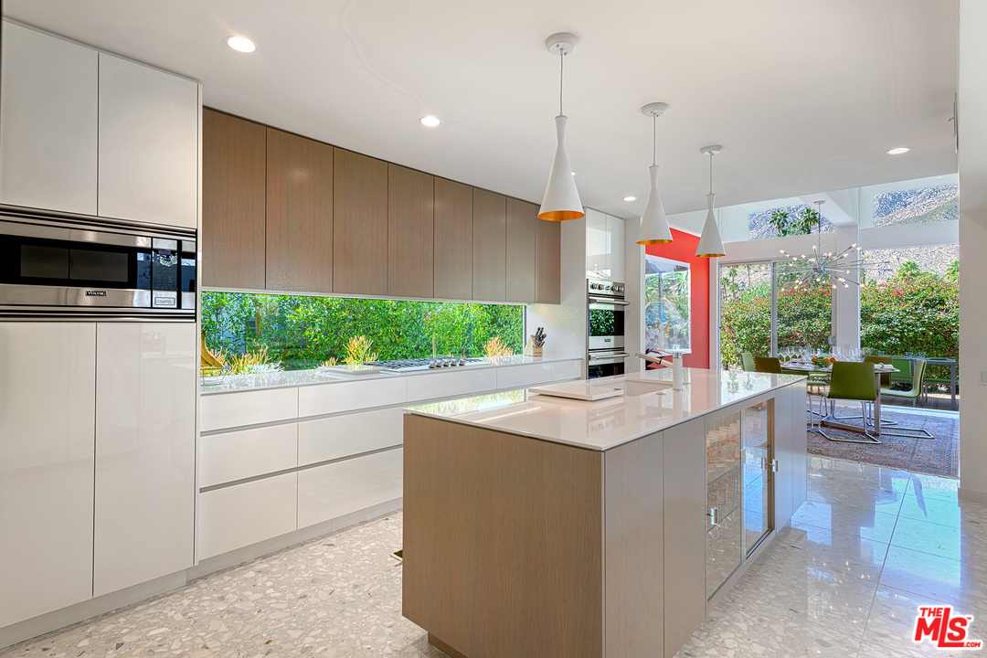 2651 Kings Road West Palm Springs, CA 92264 - Photo 11 of 29 Gallery Image 11