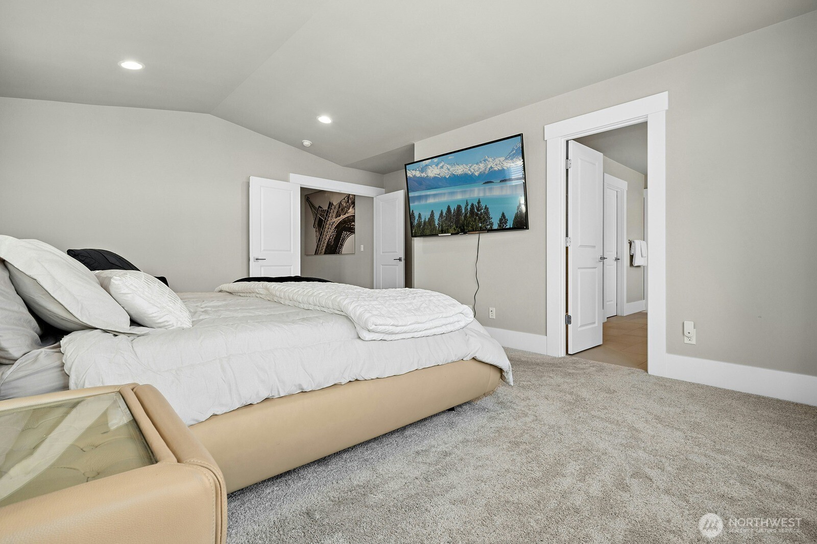 19028 175th Place Southeast Renton, WA 98058 - Photo 18 of 33
