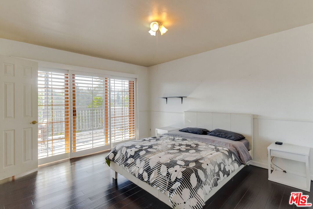 5150 Campo Road Woodland Hills, CA 91364 - Photo 13 of 53